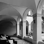 Hotel Relais