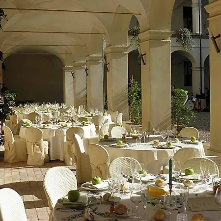 Hotel Relais