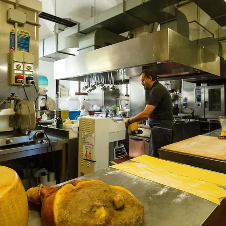 Relais Ξενοδοχείο Fontevivo