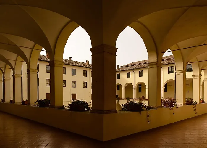 Relais 3* フォンテヴィーヴォ